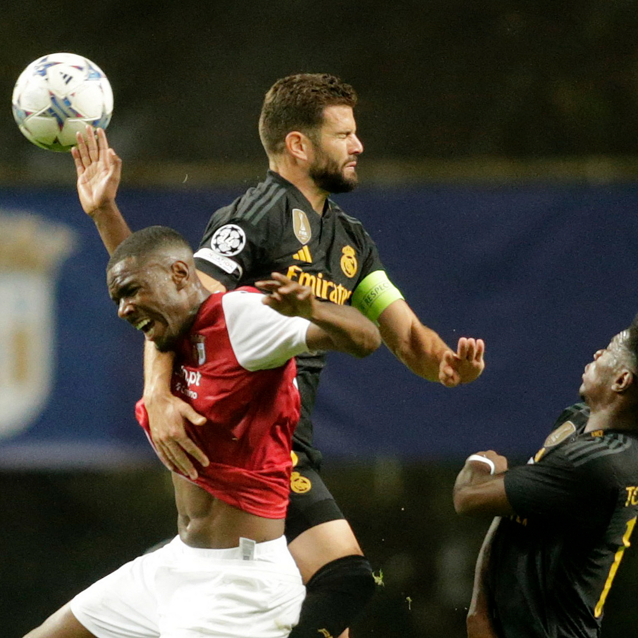 巴萨碾压皇马，贝林厄姆扛起全队