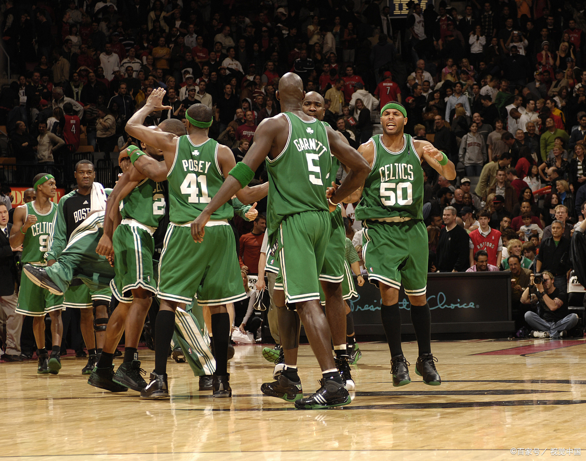 IM体育官方网站-步行者鏖战凯尔特人，戈贝尔带队取胜