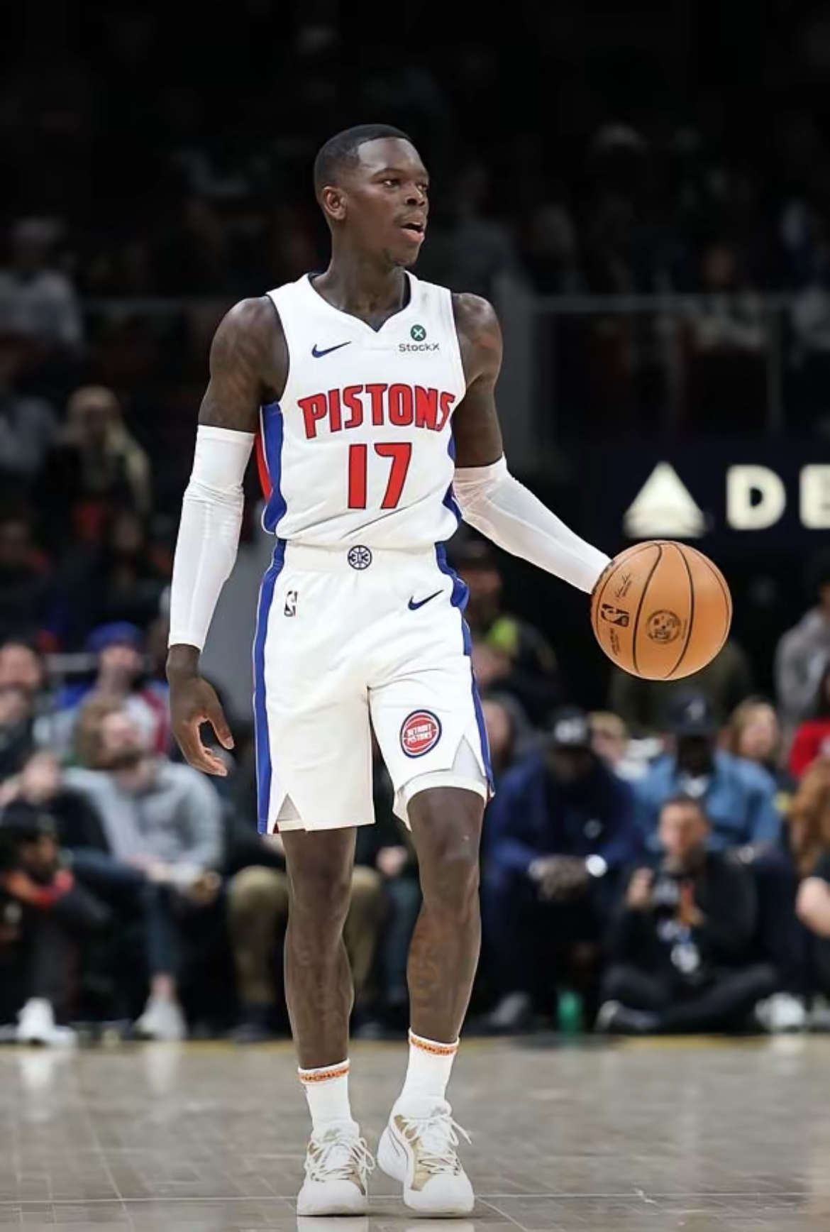 欧洲篮球决赛在即，四强争夺角逐胜者