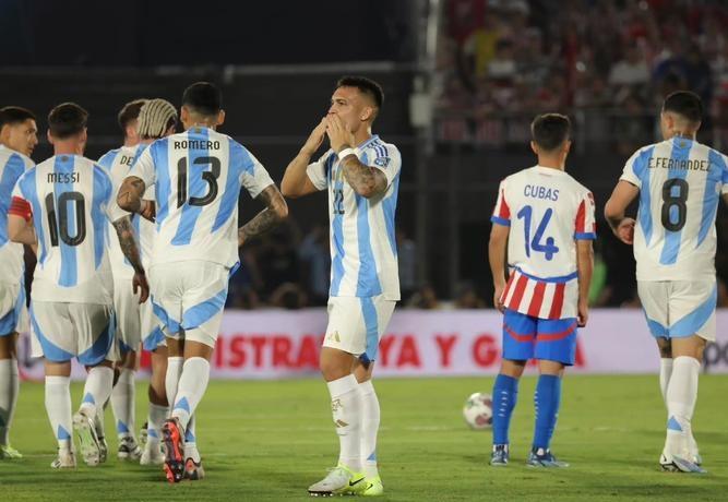 智利球队在南美联赛中夺得冠军