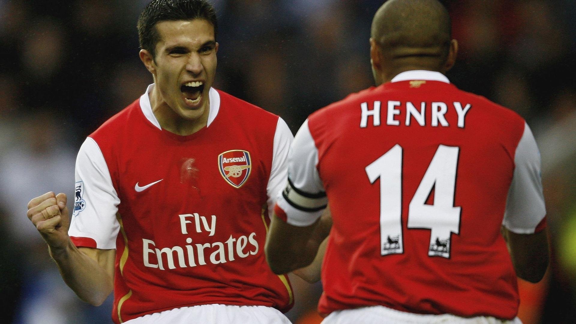 荷兰风暴席卷北伦敦,特奥在F1街道赛上演赛道接管—当体育跨界演绎统治力